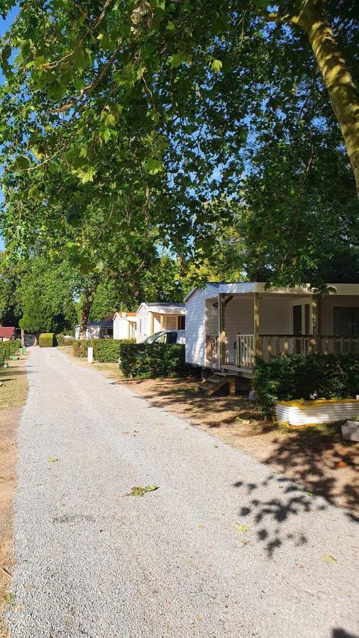 Camping Le Brochet Péronne Esterno foto