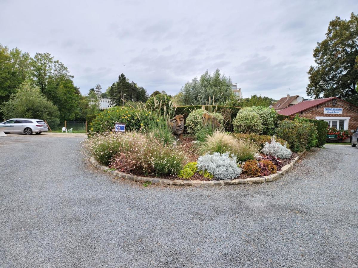 Camping Le Brochet Péronne Esterno foto