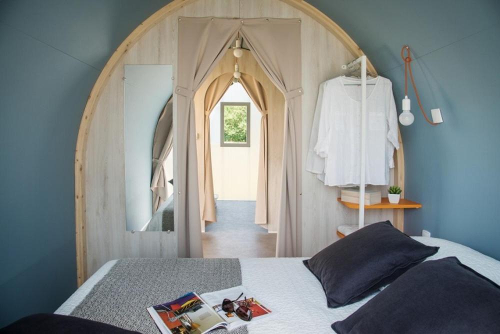 Camping Le Brochet Péronne Esterno foto